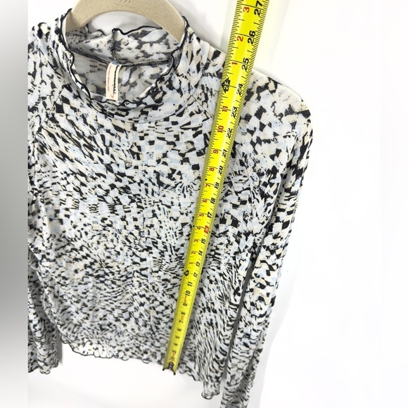 Free People Movement High Jump Top Womens Large Semi Sheer Boho Stretch Indie - Picture 13 of 13